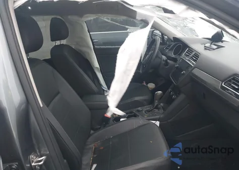 2018 Volkswagen Tiguan 2.0T Se/2.0T Sel from USA, damaged, VIN 3VV2B7AX7JM103696